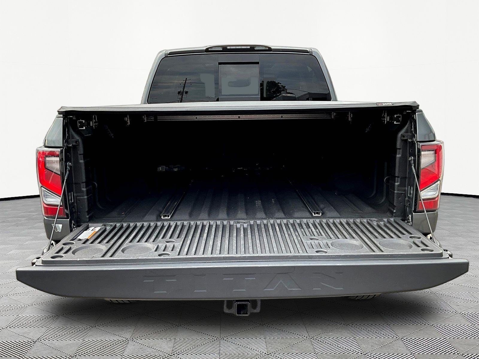 Certified 2021 Nissan Titan SL w/ Moonroof Package AWD/4WD image 7