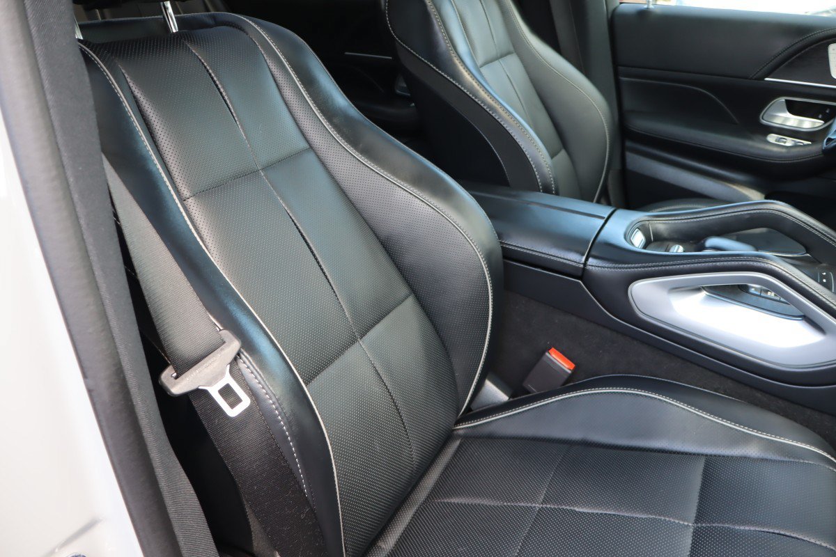 Used 2026 Mercedes-Benz GLE 580 4MATIC w/ Driver Assistance Package image 20