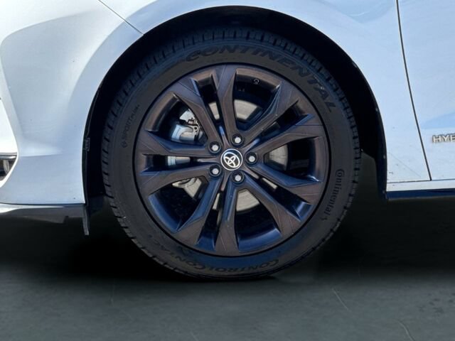 Used 2021 Toyota Sienna XSE FWD image 35
