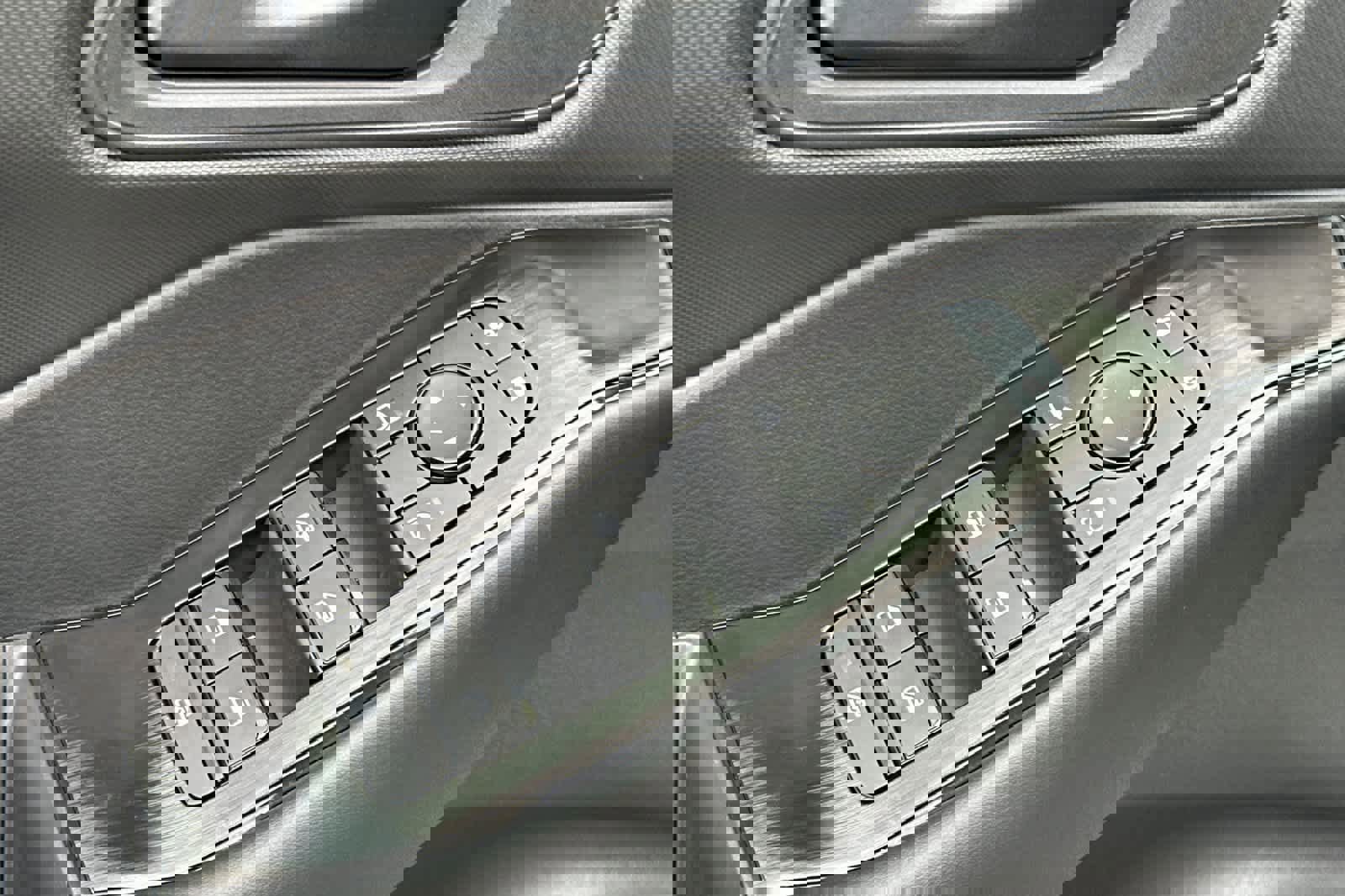 New 2026 Nissan Rogue S image 13