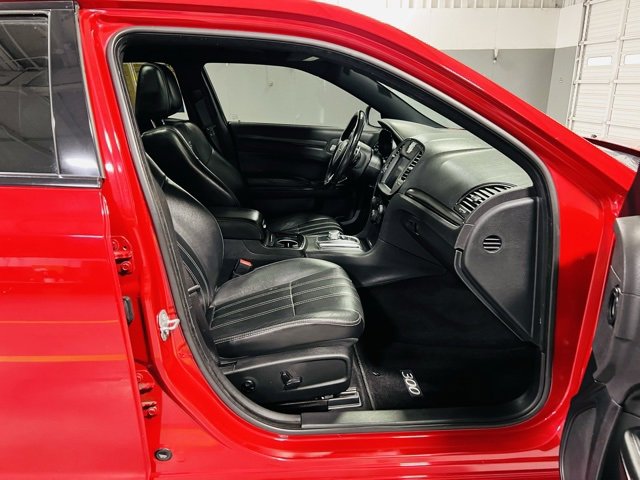 Used 2016 Chrysler 300 S image 34