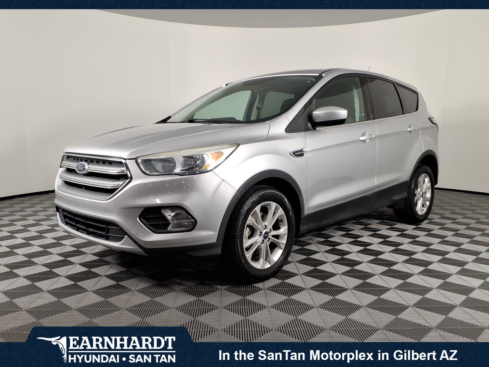 Used 2017 Ford Escape SE