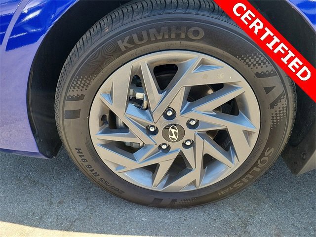 Used 2024 Hyundai Elantra SEL image 20