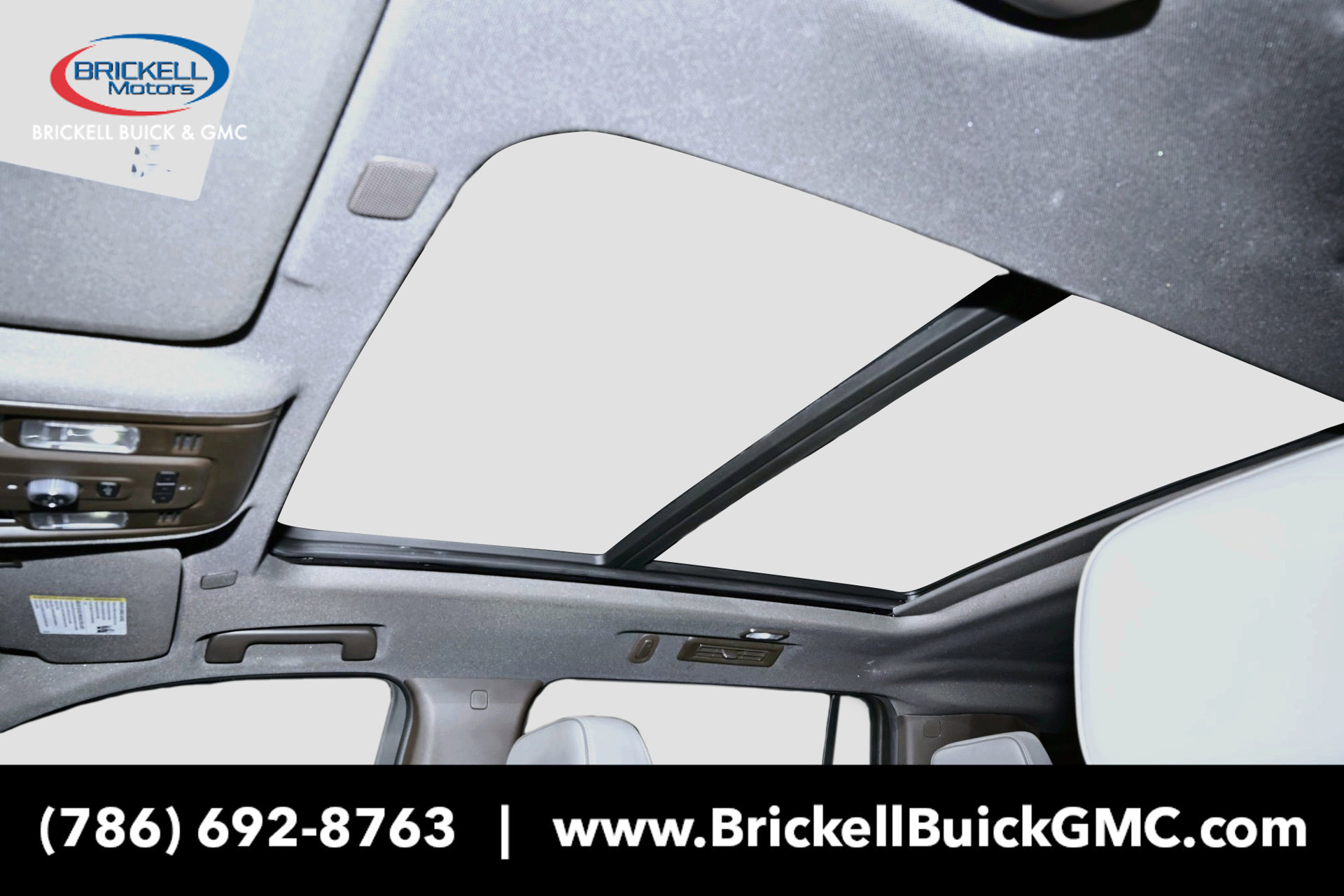Used 2023 GMC Yukon XL SLT AWD/4WD image 28
