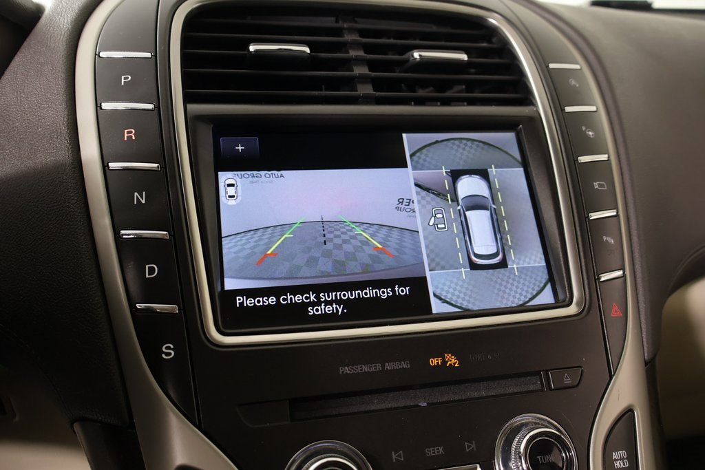 Used 2020 Lincoln Nautilus Reserve w/ Equipment Group 201A image 6