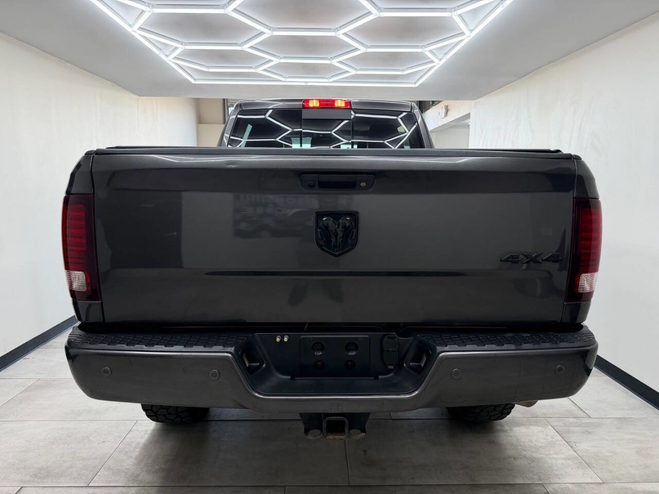 Used 2017 RAM 3500 Laramie w/ Sport Appearance Group AWD/4WD image 6
