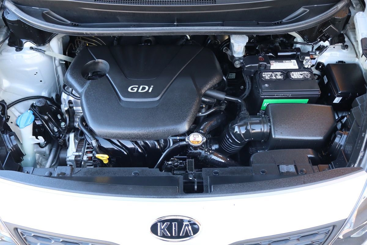 Used 2012 Kia Rio LX image 36