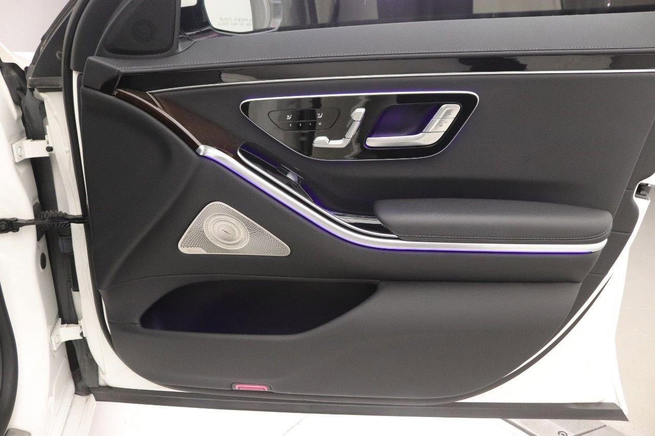 Certified 2022 Mercedes-Benz S 500 4MATIC image 24
