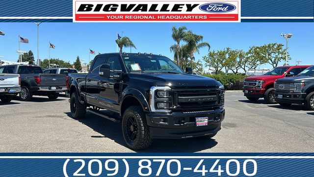 New 2026 Ford F250 Lariat w/ Black Appearance Package