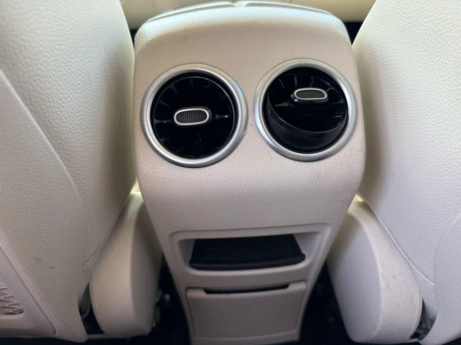 Used 2021 Mercedes-Benz GLB 250 image 14