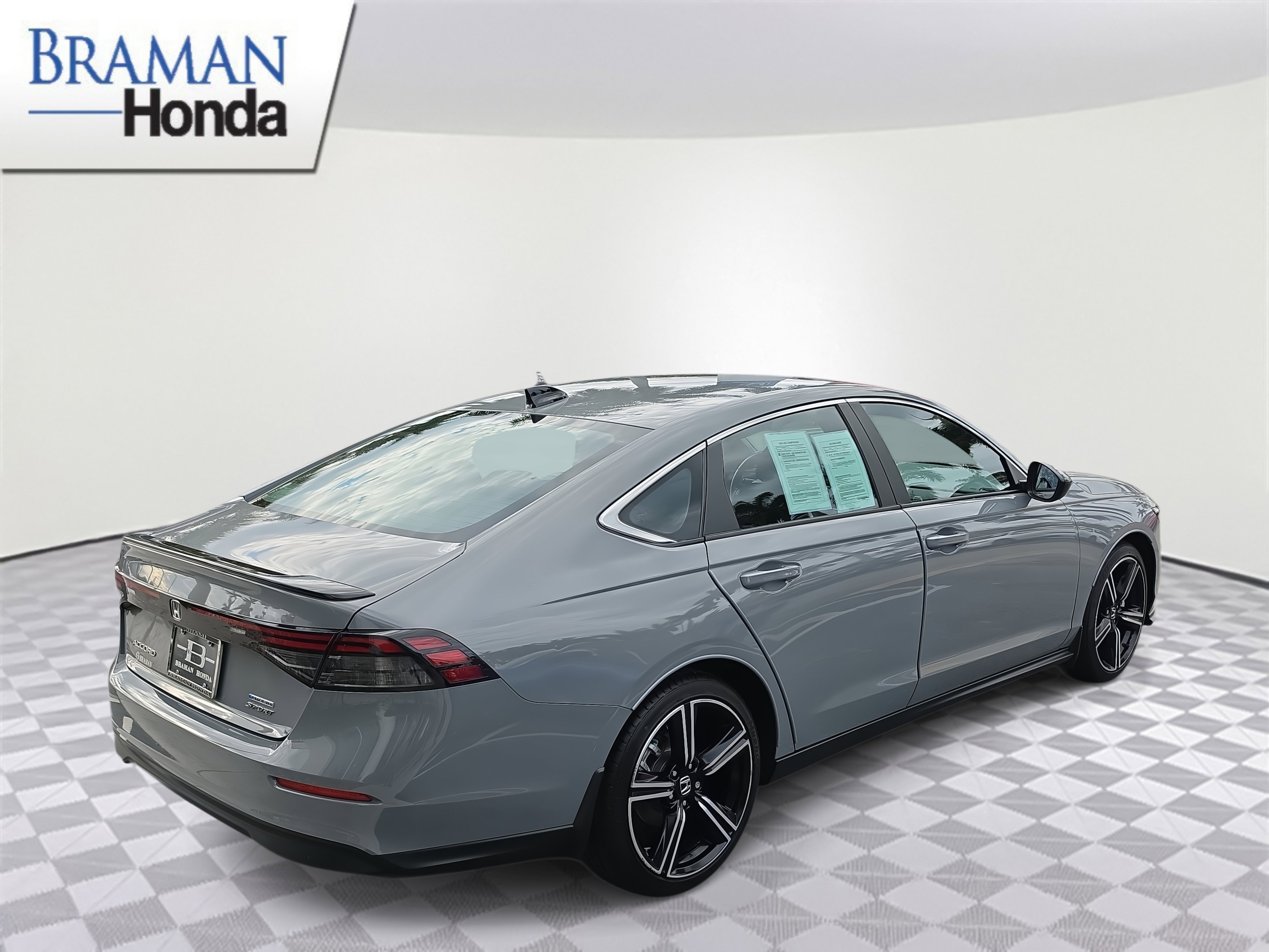 Certified 2025 Honda Accord Sport image 3