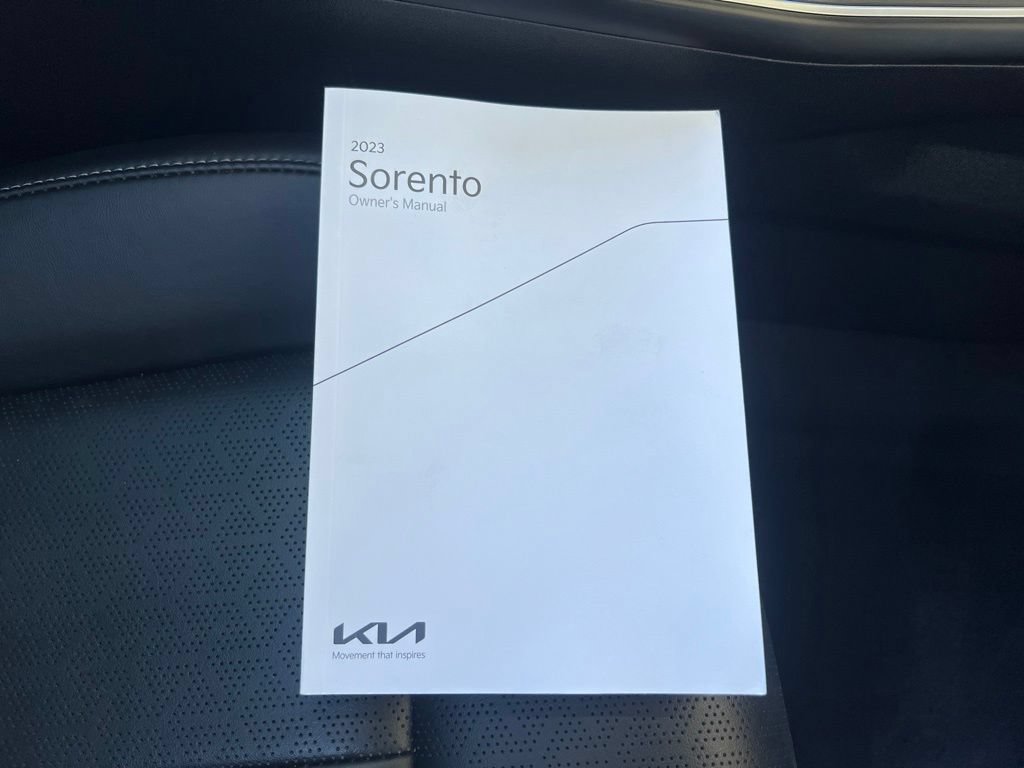 Certified 2023 Kia Sorento EX w/ Panoramic Sunroof Package FWD image 29