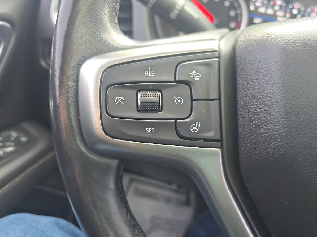 Used 2021 Chevrolet Tahoe Premier AWD/4WD image 27