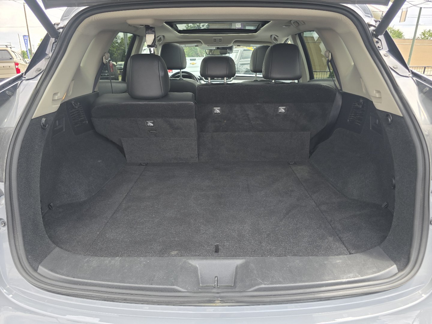 Used 2024 Nissan Murano Platinum AWD/4WD image 28
