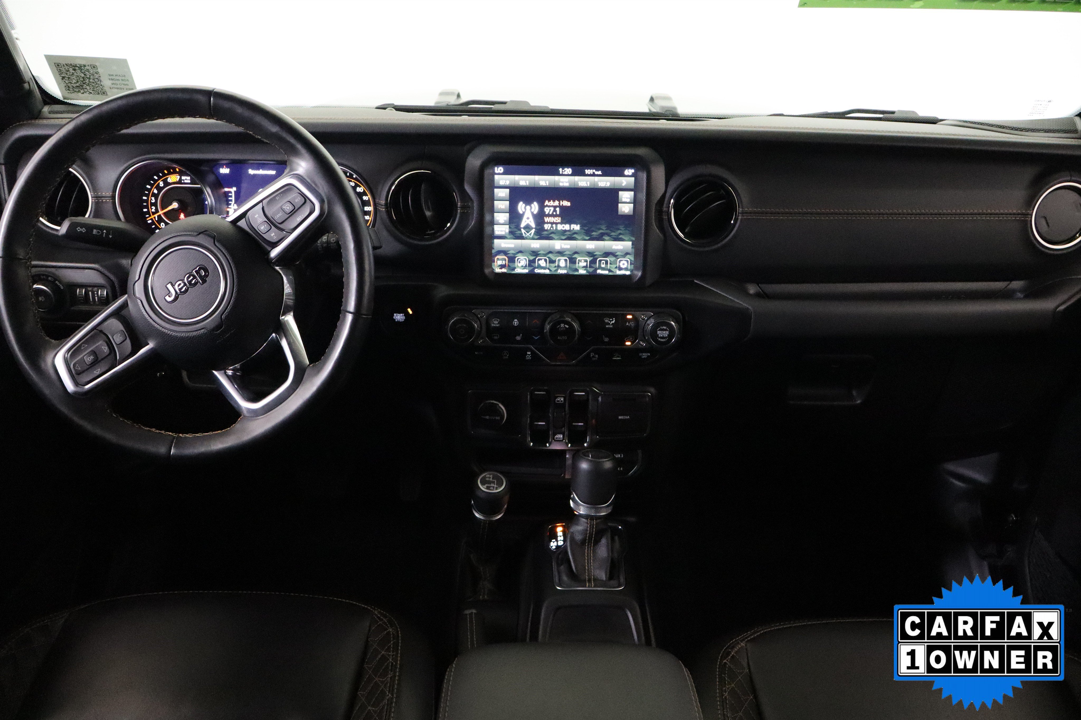 Used 2022 Jeep Wrangler Unlimited Sahara AWD/4WD image 16