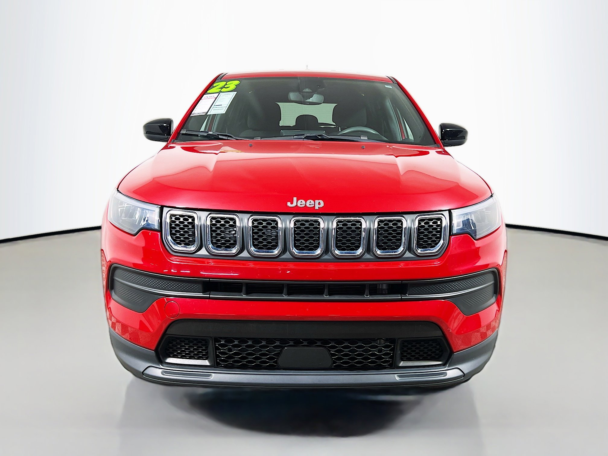 Used 2023 Jeep Compass Sport image 11