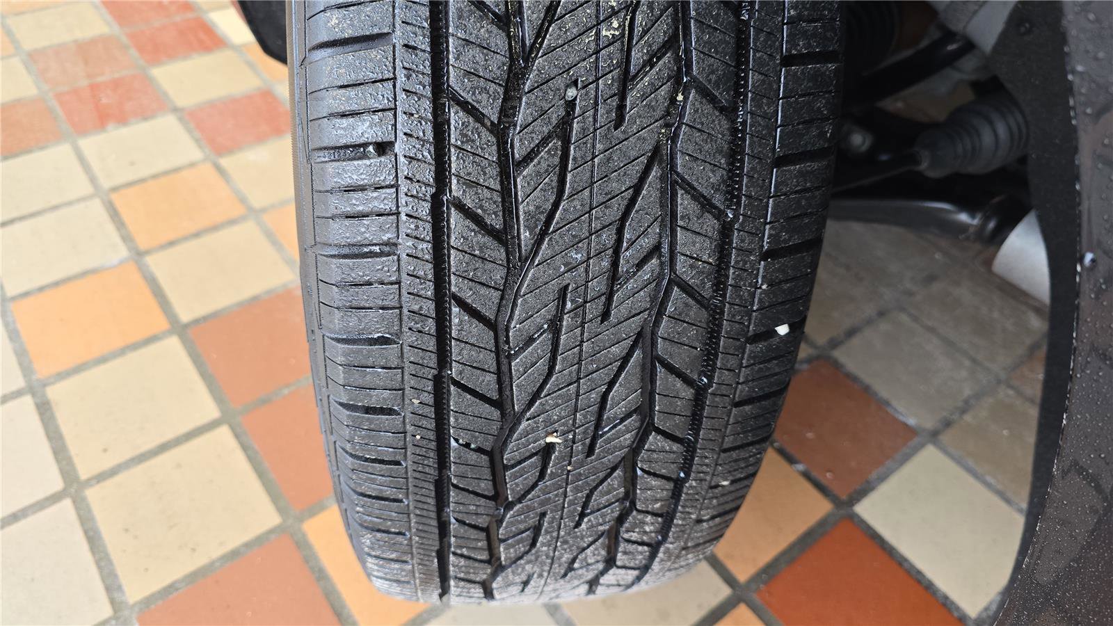 Used 2023 Buick Enclave Essence w/ Sport Touring Edition image 29