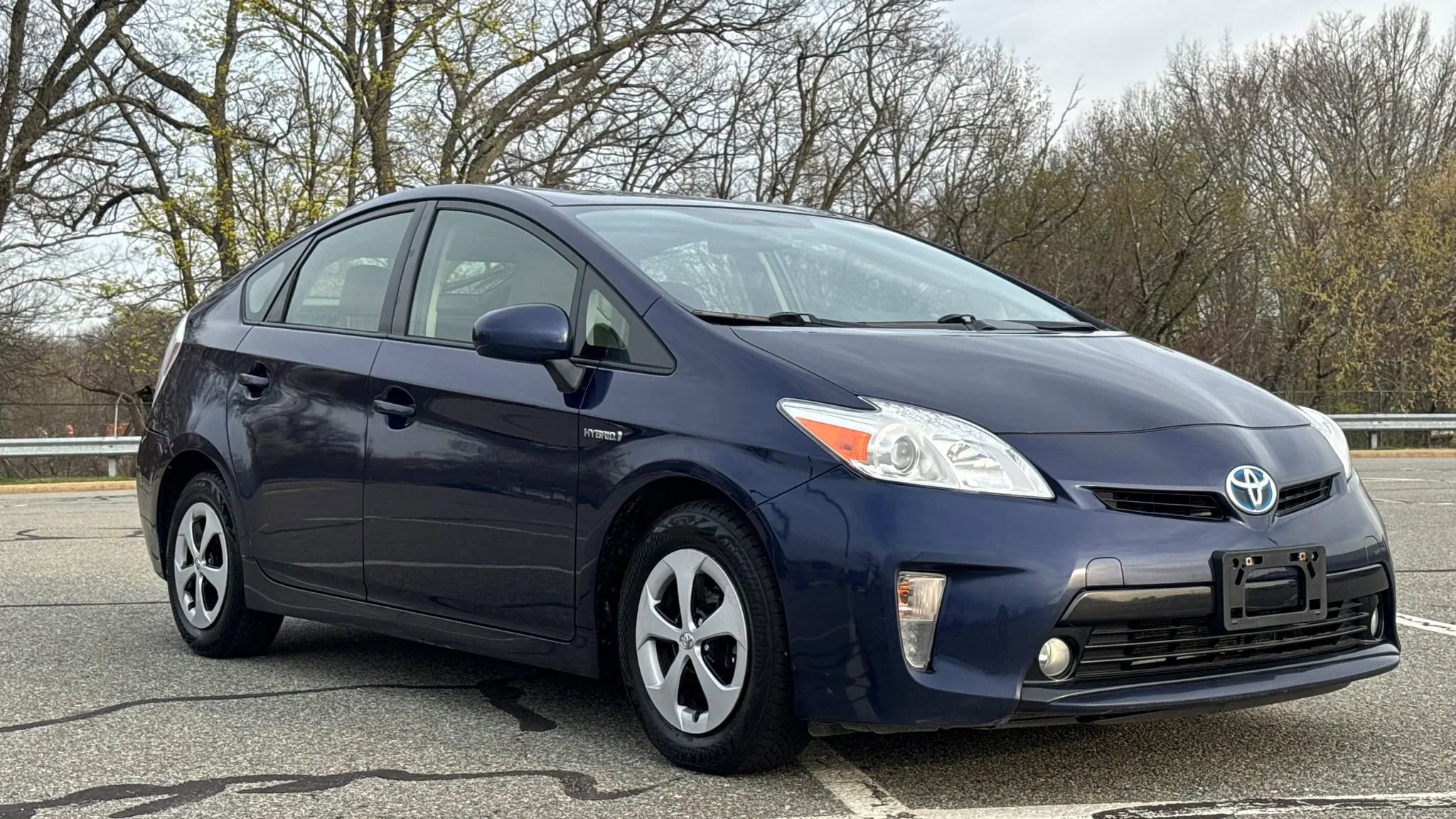 Used 2014 Toyota Prius Three FWD image 2