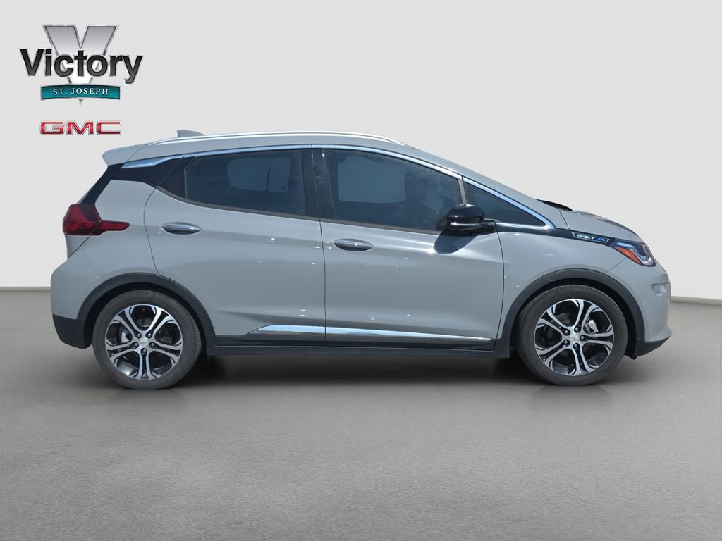 Used 2020 Chevrolet Bolt Premier w/ Infotainment Package image 17
