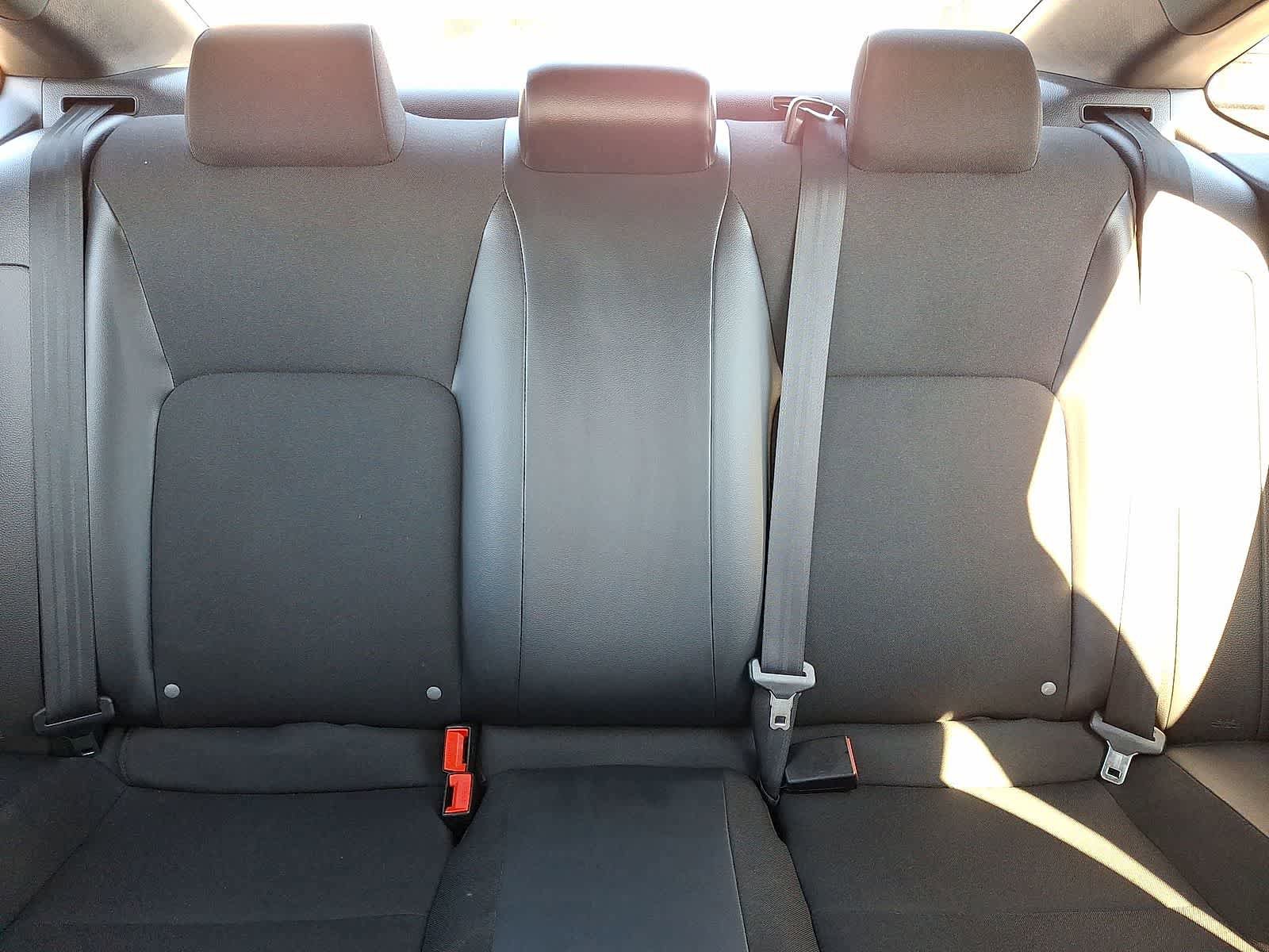 Used 2023 Honda Civic Sport image 14