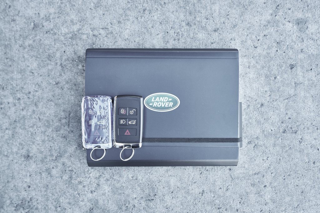 Used 2025 Land Rover Range Rover Long Wheelbase Autobiography image 85