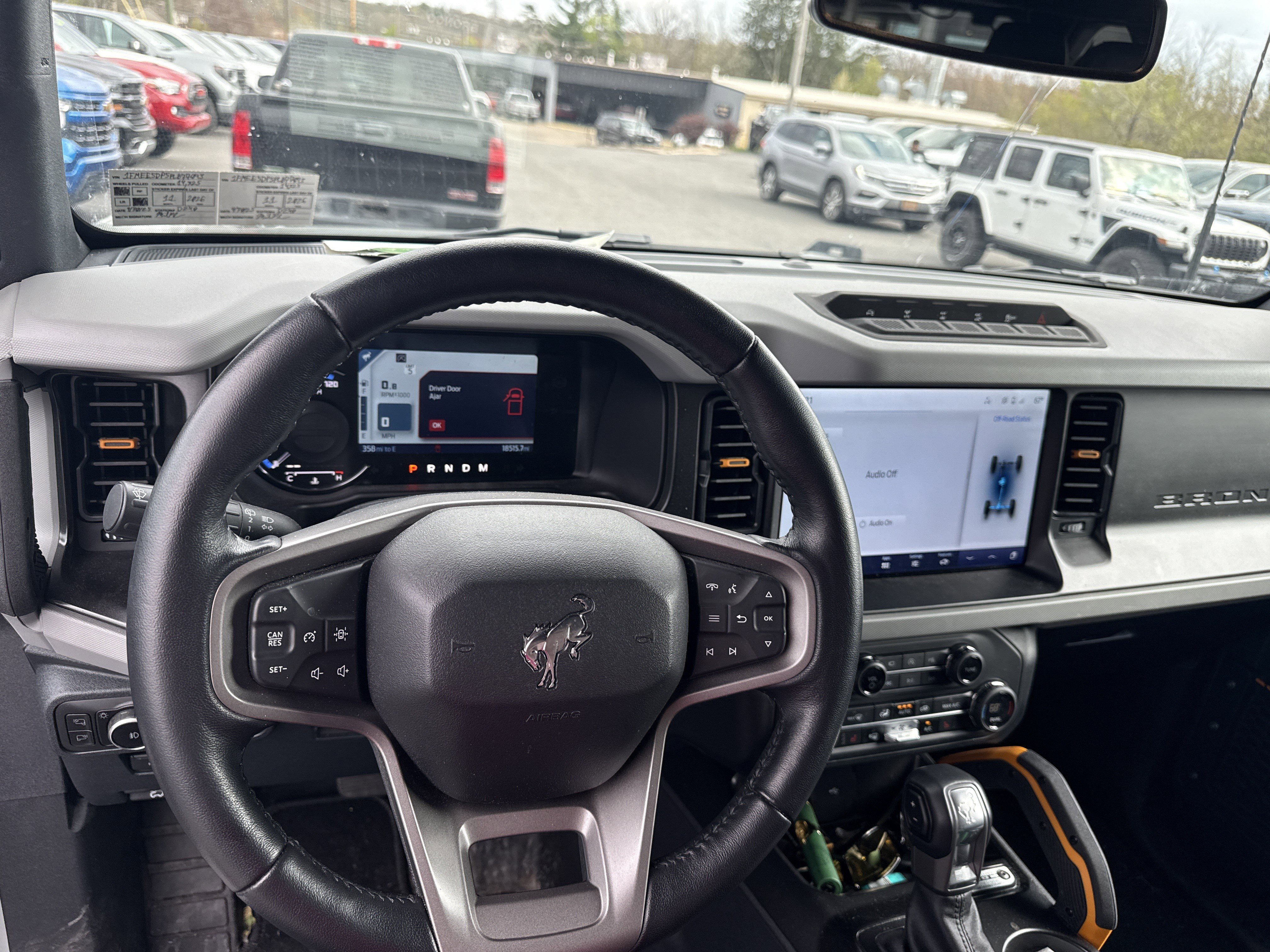 Used 2023 Ford Bronco Badlands w/ Sasquatch Package AWD/4WD image 8