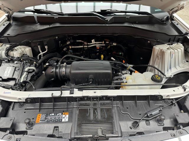 Certified 2022 Ford Explorer XLT w/ Equipment Group 202A image 30