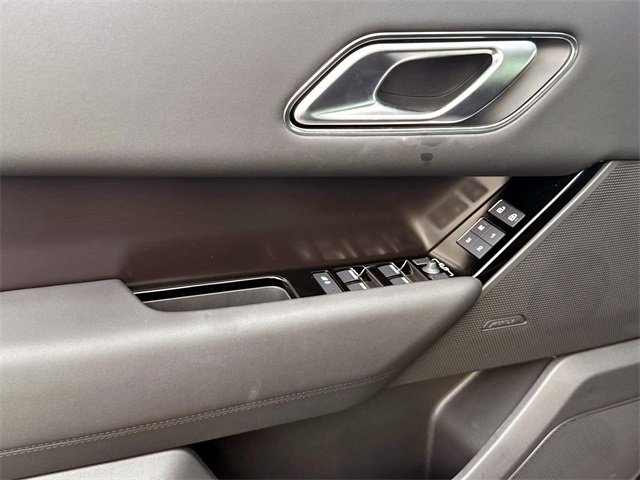 New 2026 Land Rover Range Rover Velar Dynamic SE image 14