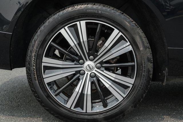 Certified 2023 Volvo XC60 B5 Plus w/ Climate Package AWD/4WD image 19