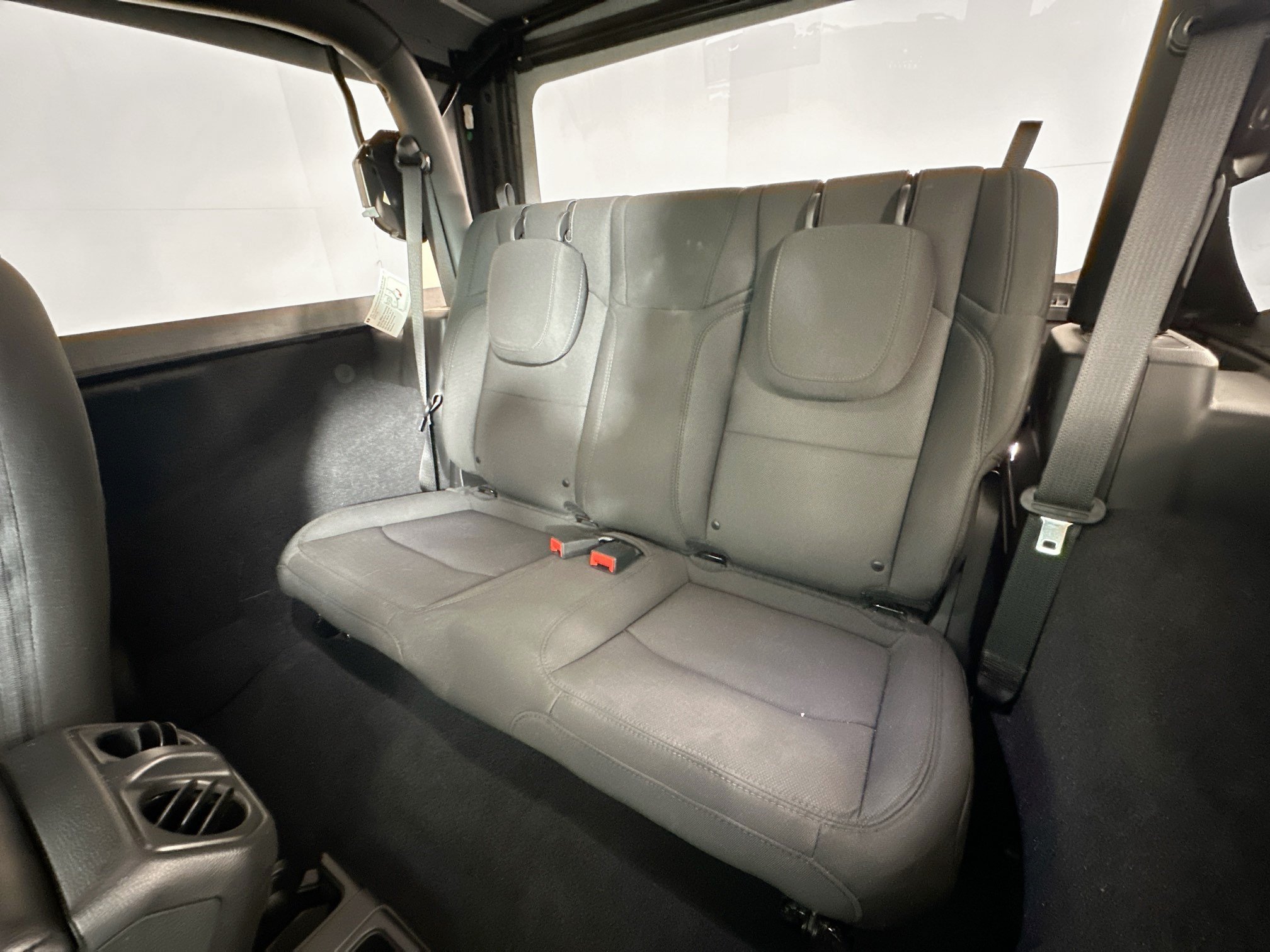 Used 2023 Jeep Wrangler Sport AWD/4WD image 22