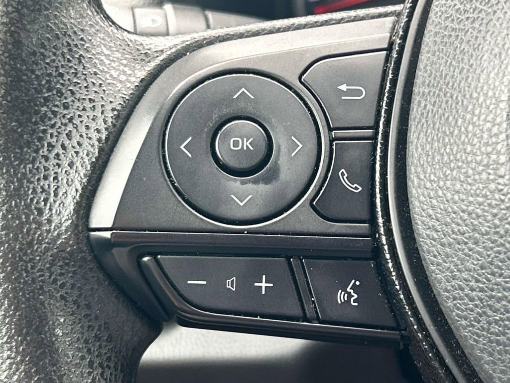 Used 2021 Toyota RAV4 XLE FWD image 29