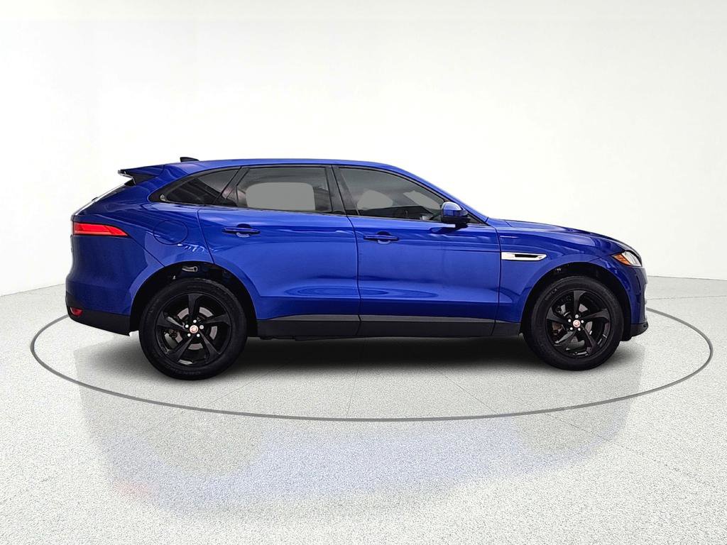 Used 2020 Jaguar F-PACE Premium image 7