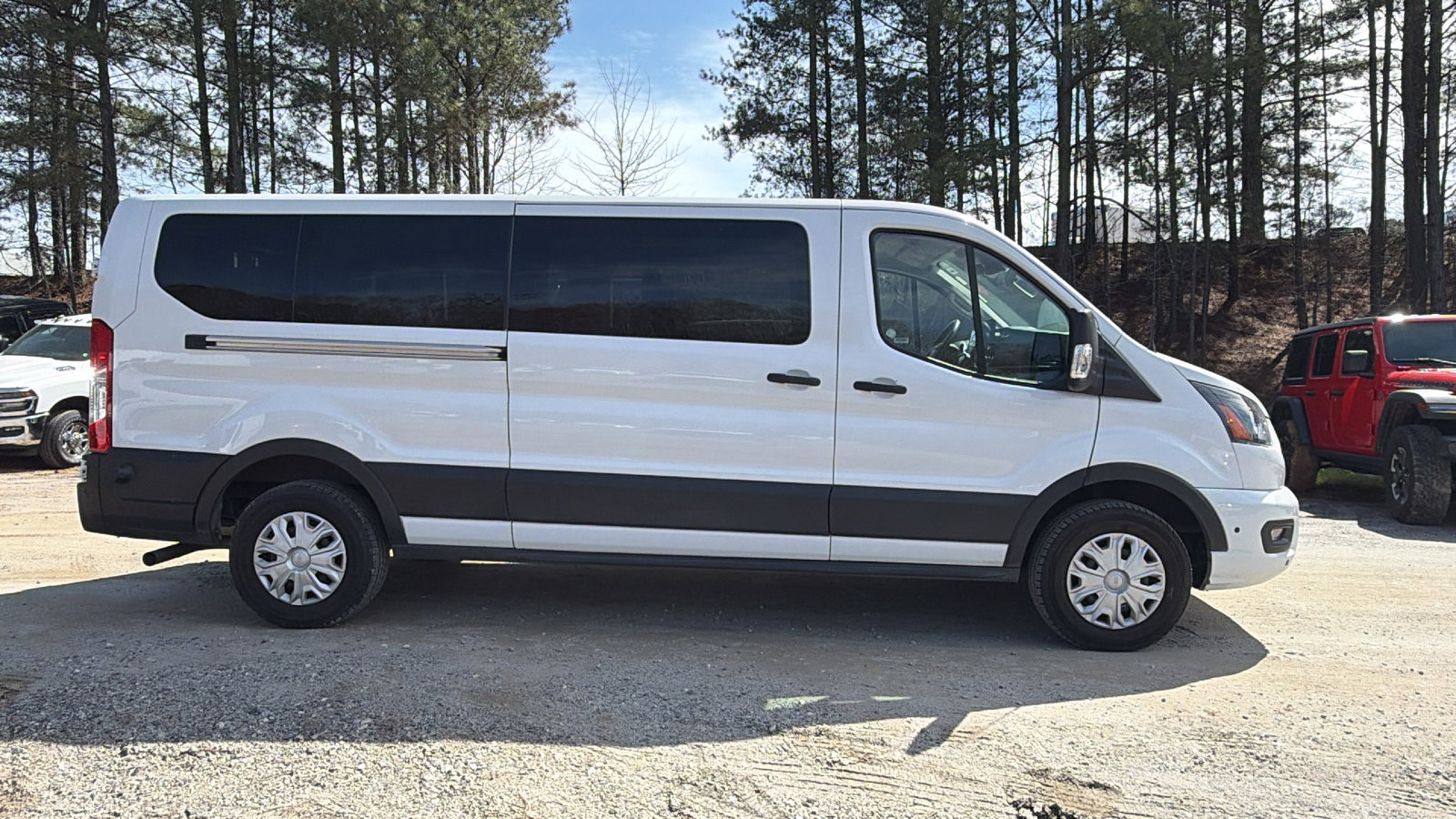 Used 2024 Ford Transit 350 XLT RWD image 7