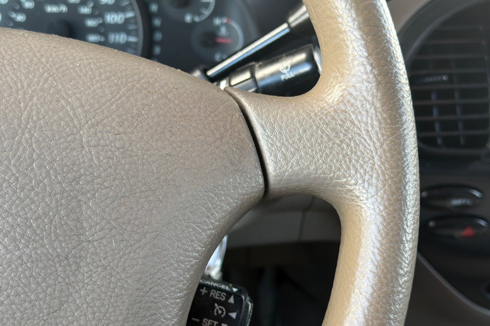 Used 2005 Toyota Tundra SR5 w/ All Weather Guard Pkg RWD image 29