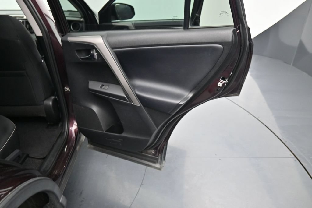 Used 2016 Toyota RAV4 XLE FWD image 13