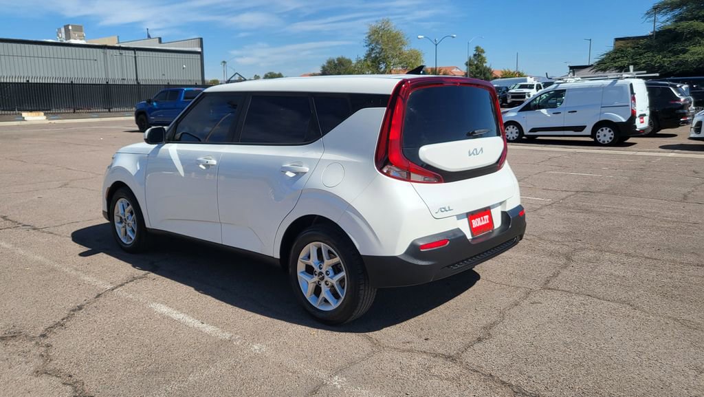 Used 2022 Kia Soul S image 6