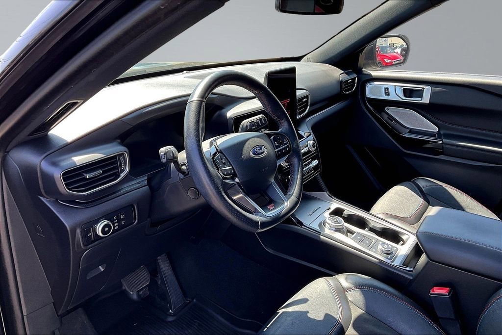 Certified 2023 Ford Explorer ST w/ Technology Package image 19