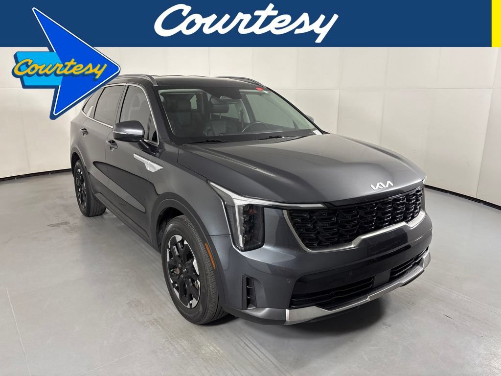 Used 2024 Kia Sorento S