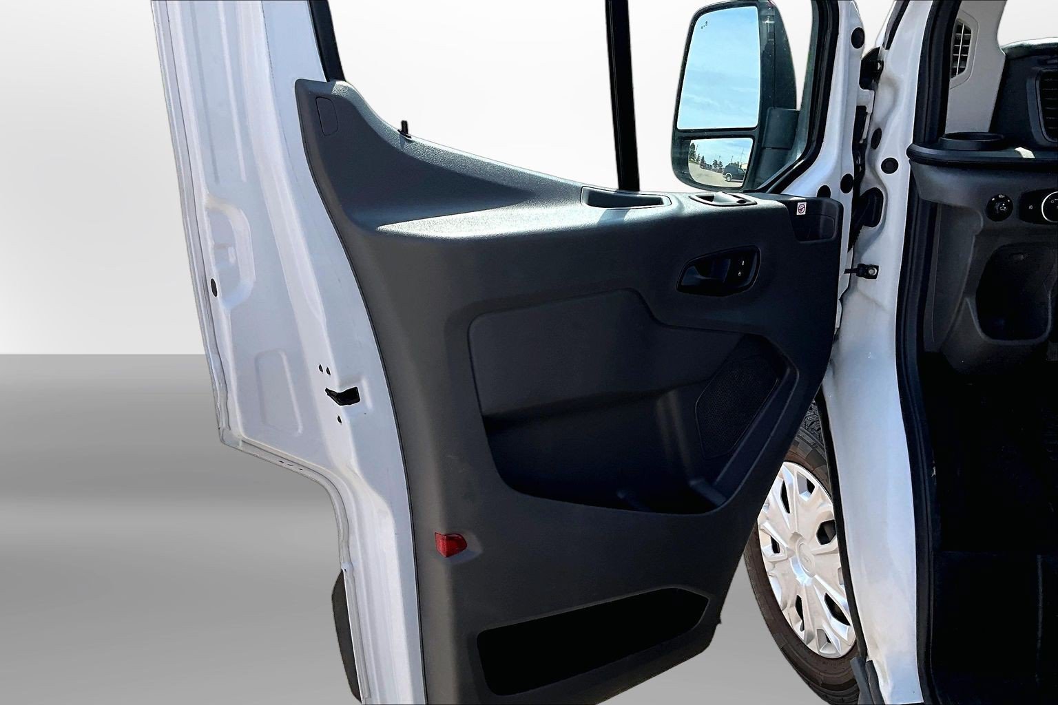 Used 2020 Ford Transit 350 XLT RWD image 25