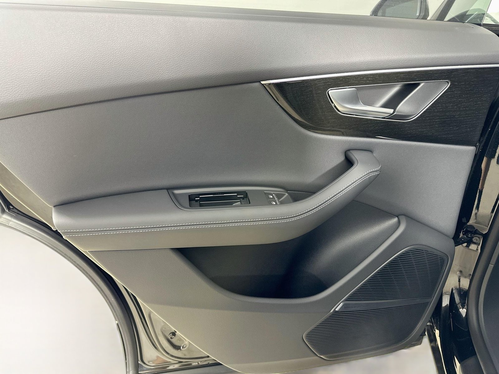 New 2027 Audi Q8 Premium Plus AWD/4WD image 35