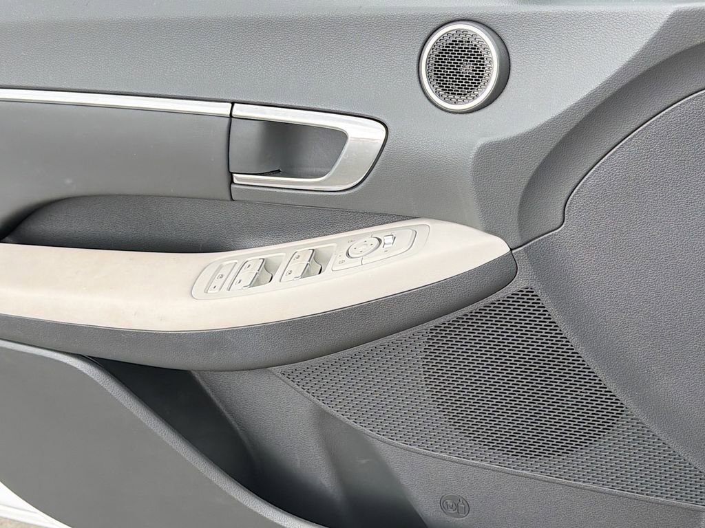 Used 2023 Hyundai Sonata SEL w/ Convenience Package FWD image 17