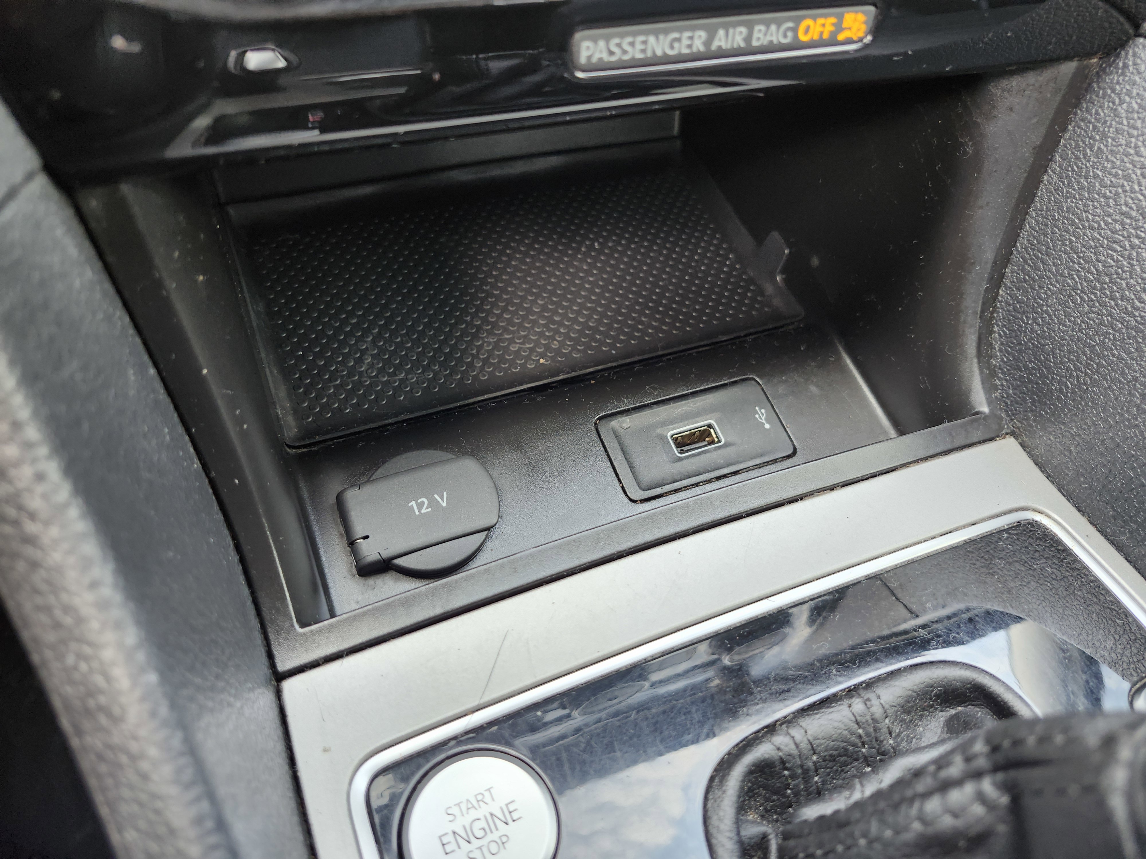 Used 2021 Volkswagen Passat 2.0T SE image 9