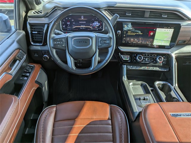 Used 2024 GMC Sierra 2500 Denali Ultimate image 16
