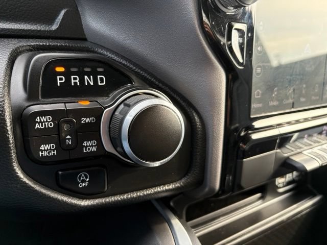Used 2023 RAM 1500 Big Horn AWD/4WD image 32