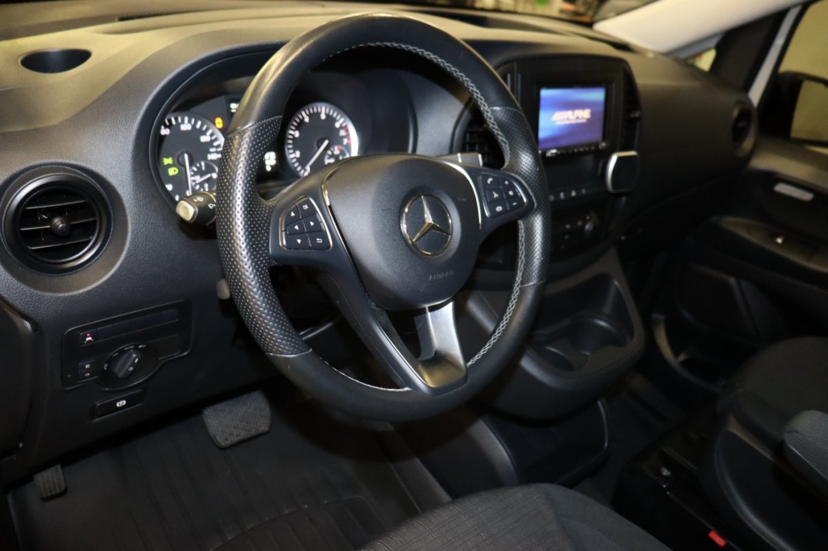 Used 2019 Mercedes-Benz Metris w/ Premium Safety Package image 13