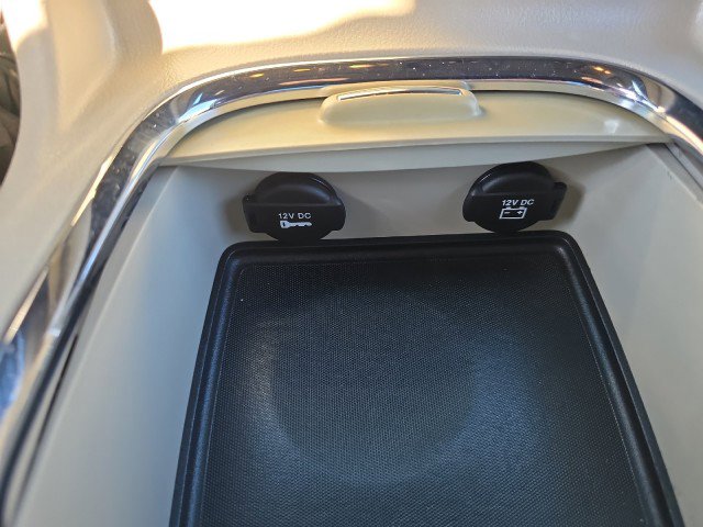 Used 2020 Dodge Grand Caravan SXT image 27