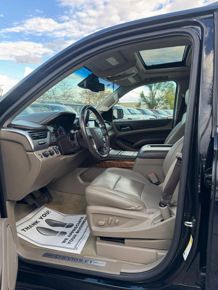Used 2017 Chevrolet Suburban Premier image 10