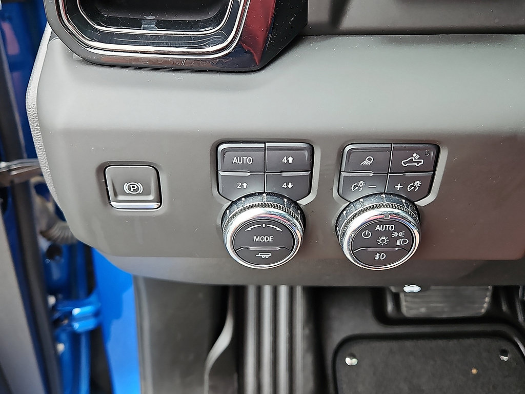 Used 2024 GMC Sierra 1500 AT4X AWD/4WD image 20