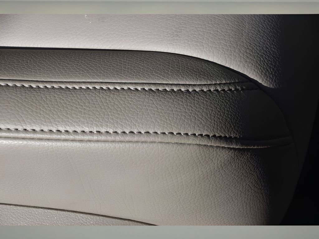 Used 2024 Honda Odyssey Touring image 32