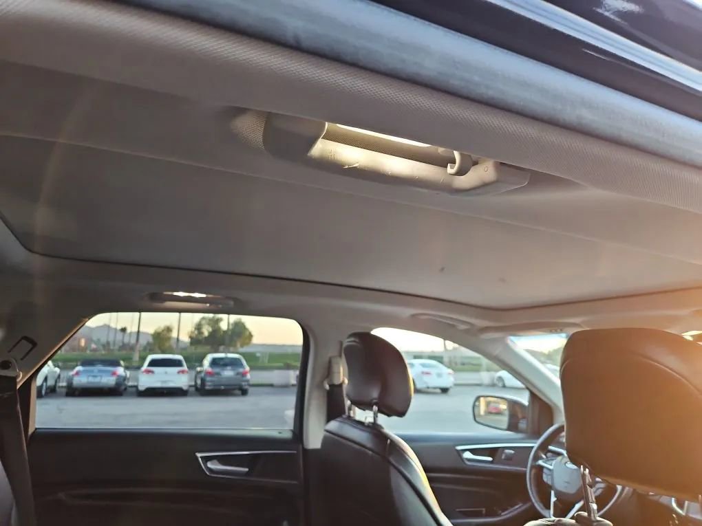 Used 2015 Ford Edge Titanium w/ Equipment Group 302A image 17